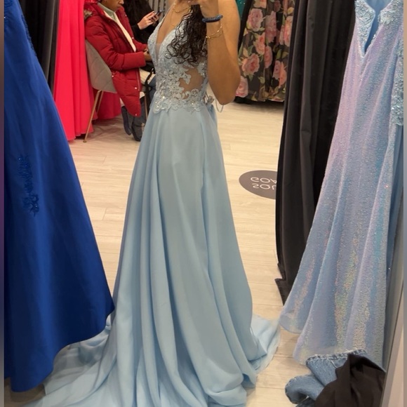 Prom Dress - Picture 3 of 6